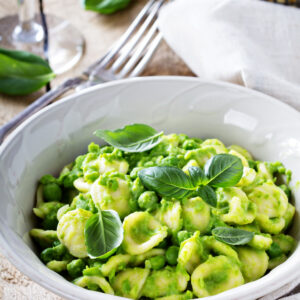 Orecchiette pasta with peas
